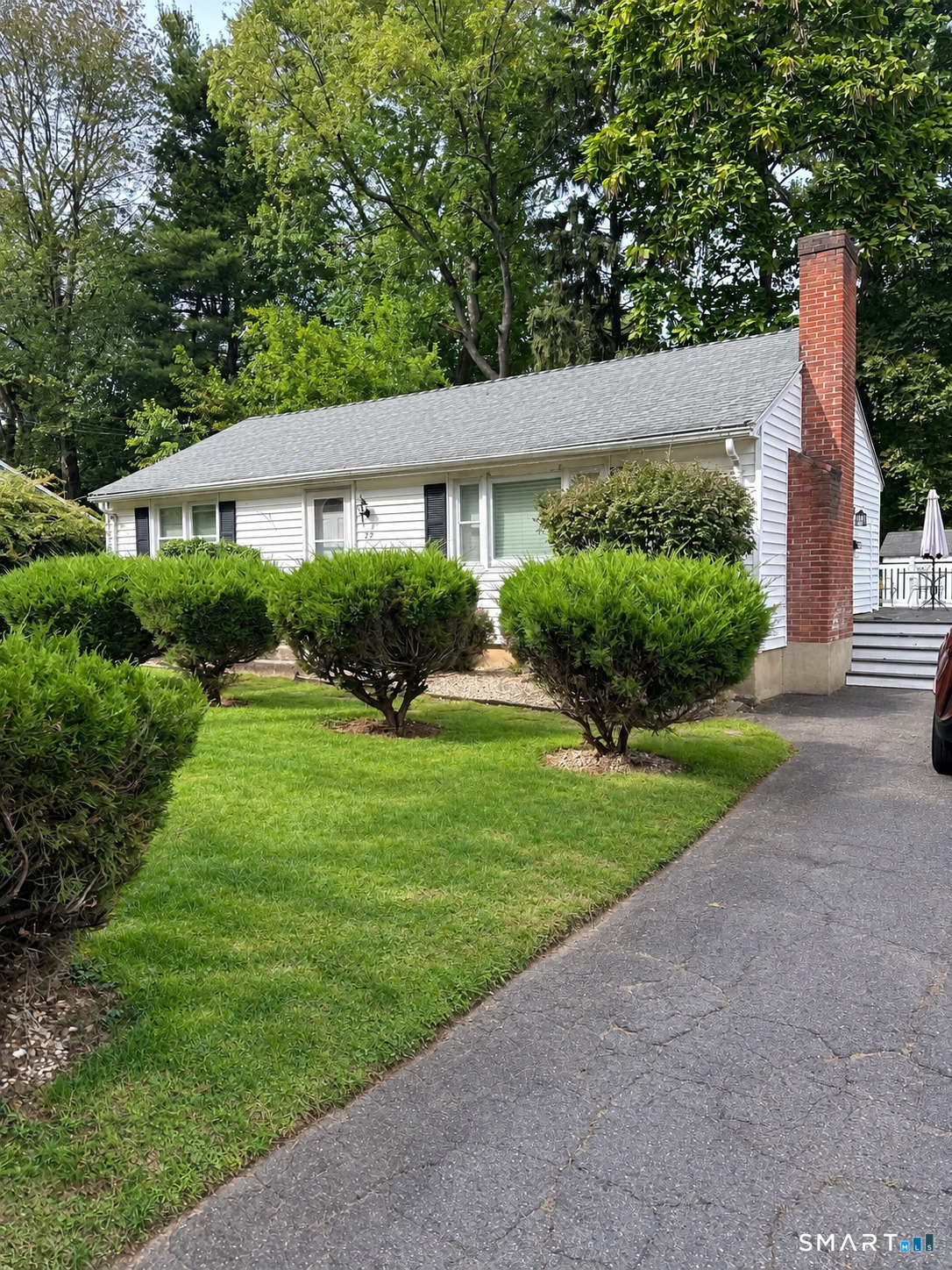 22 Brookdale Avenue Bloomfield CT 06002