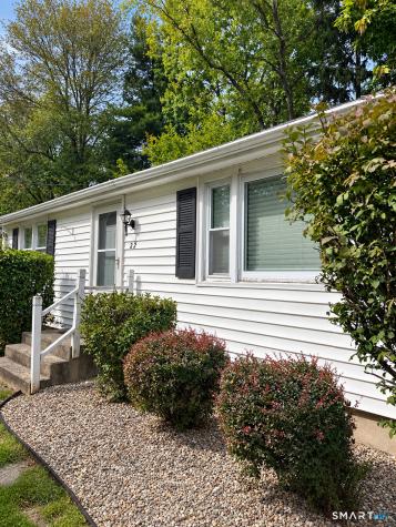 22 Brookdale Avenue Bloomfield CT 06002
