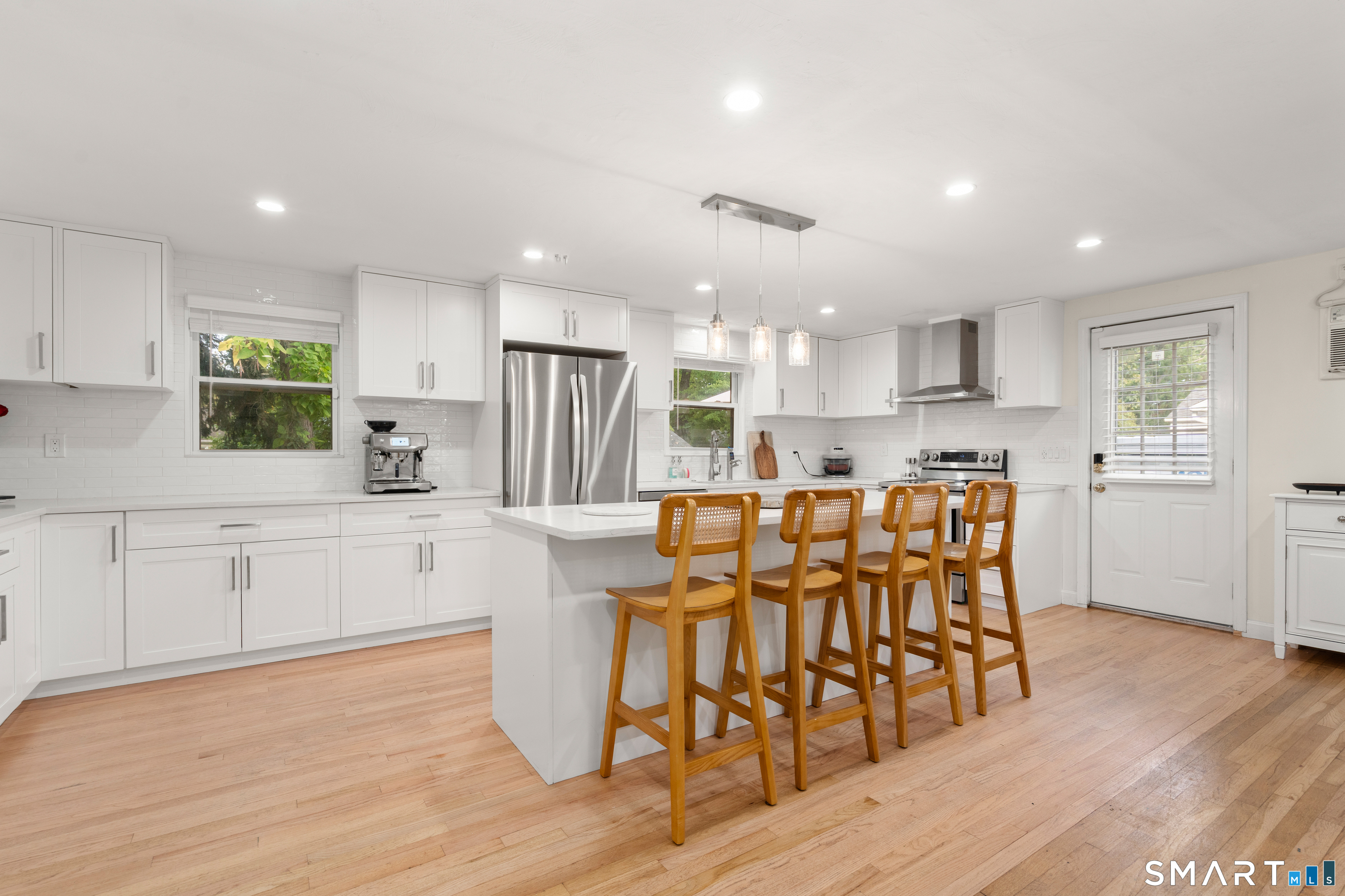 22 Brookdale Avenue Bloomfield CT 06002