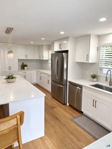 22 Brookdale Avenue Bloomfield CT 06002