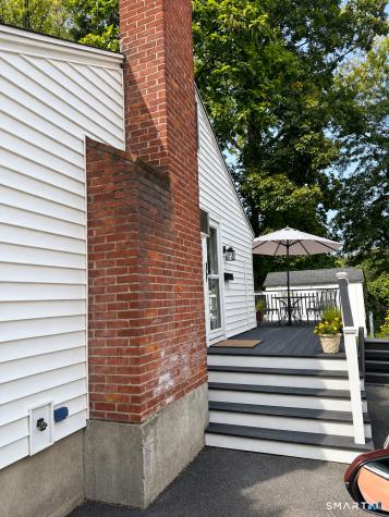 22 Brookdale Avenue Bloomfield CT 06002