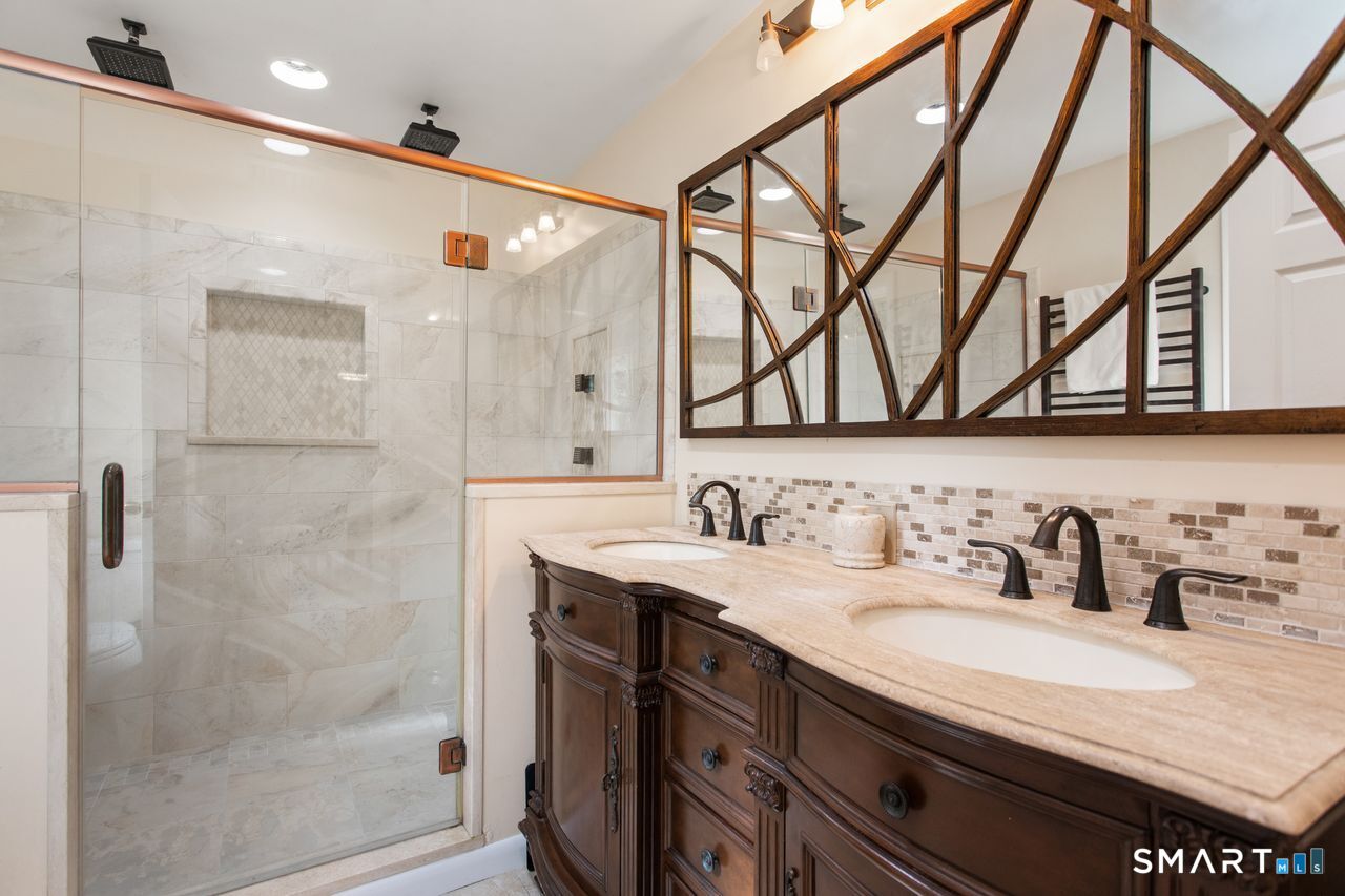 18-A Governors Lane Bethel CT 06801