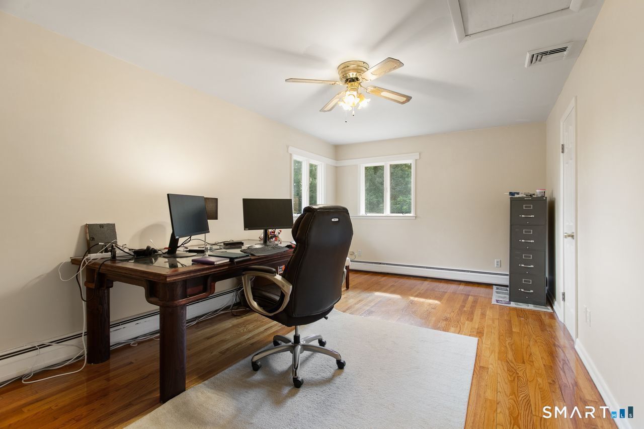 18-A Governors Lane Bethel CT 06801
