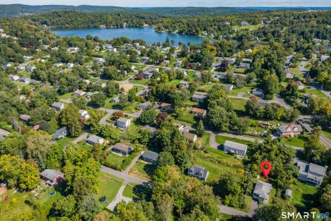 6 Merlin Avenue New Fairfield CT 06812