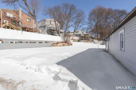 578 Beechmont Avenue Bridgeport CT 06606