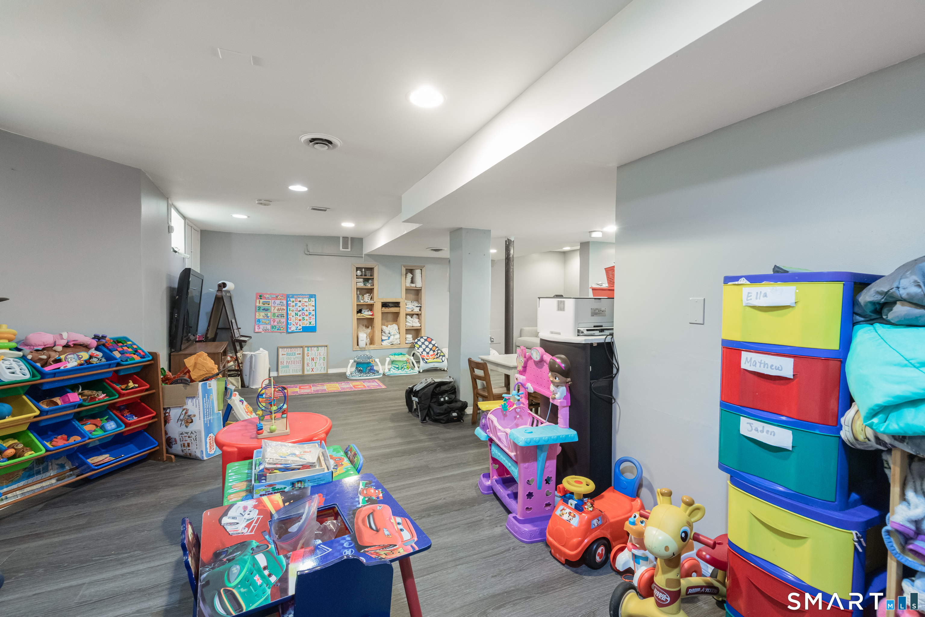 578 Beechmont Avenue Bridgeport CT 06606