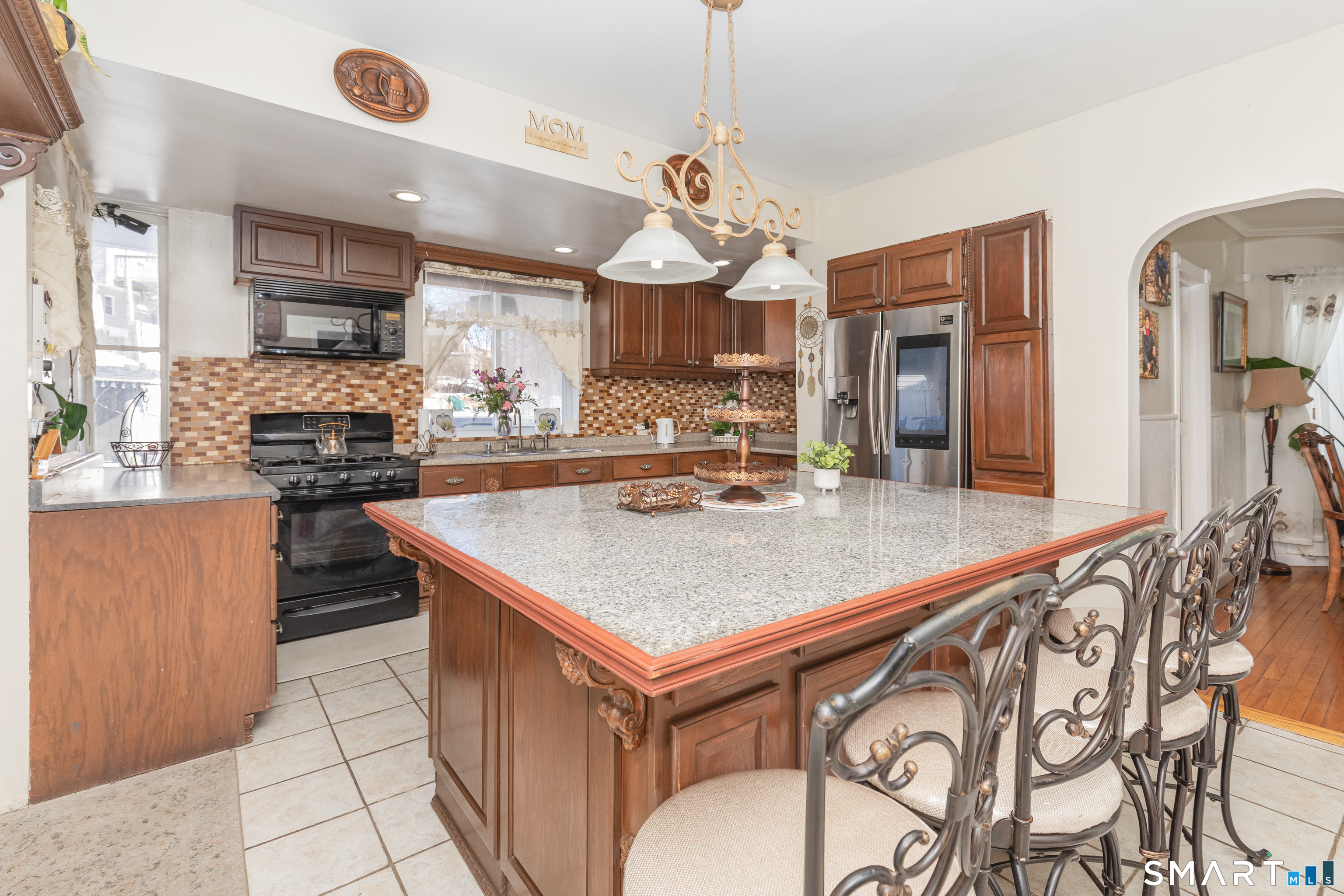 578 Beechmont Avenue Bridgeport CT 06606