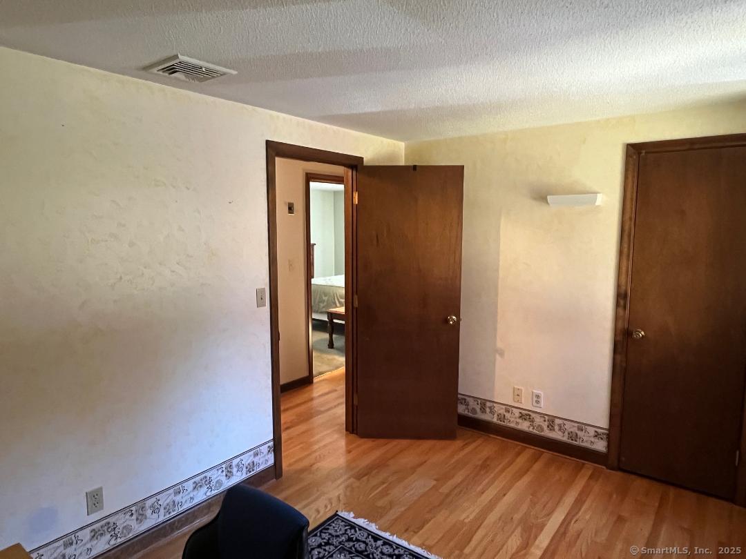 34 Stonehenge Drive Windsor CT 06095