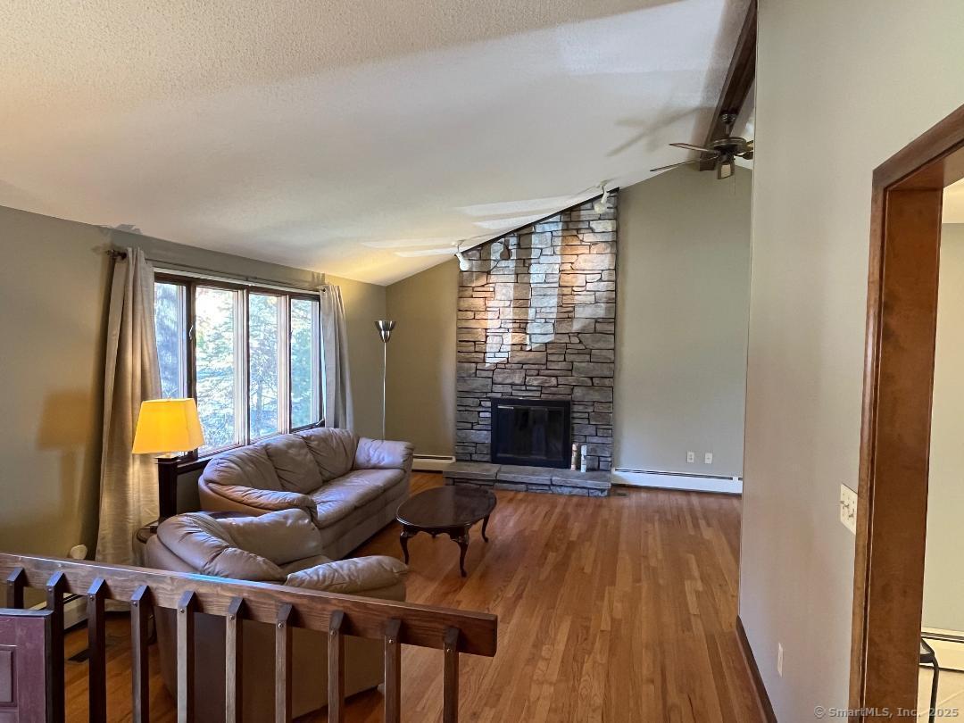 34 Stonehenge Drive Windsor CT 06095