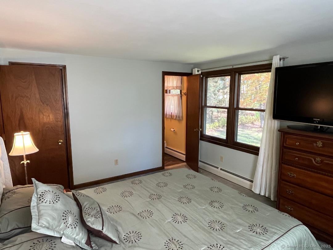 34 Stonehenge Drive Windsor CT 06095