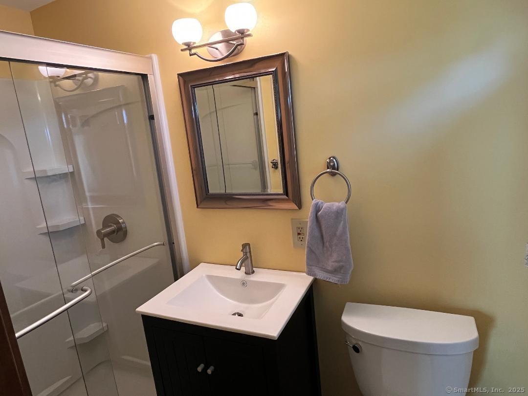 34 Stonehenge Drive Windsor CT 06095