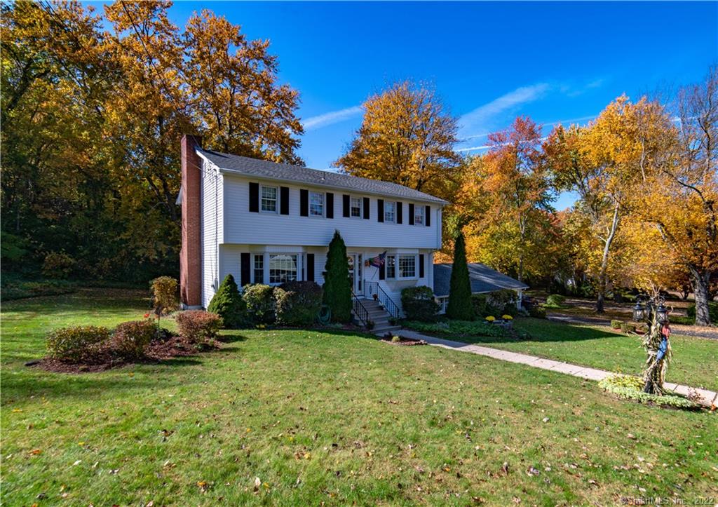 93 Lockwood Drive Watertown CT 06795