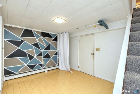 109 Saint Charles Avenue Stamford CT 06907
