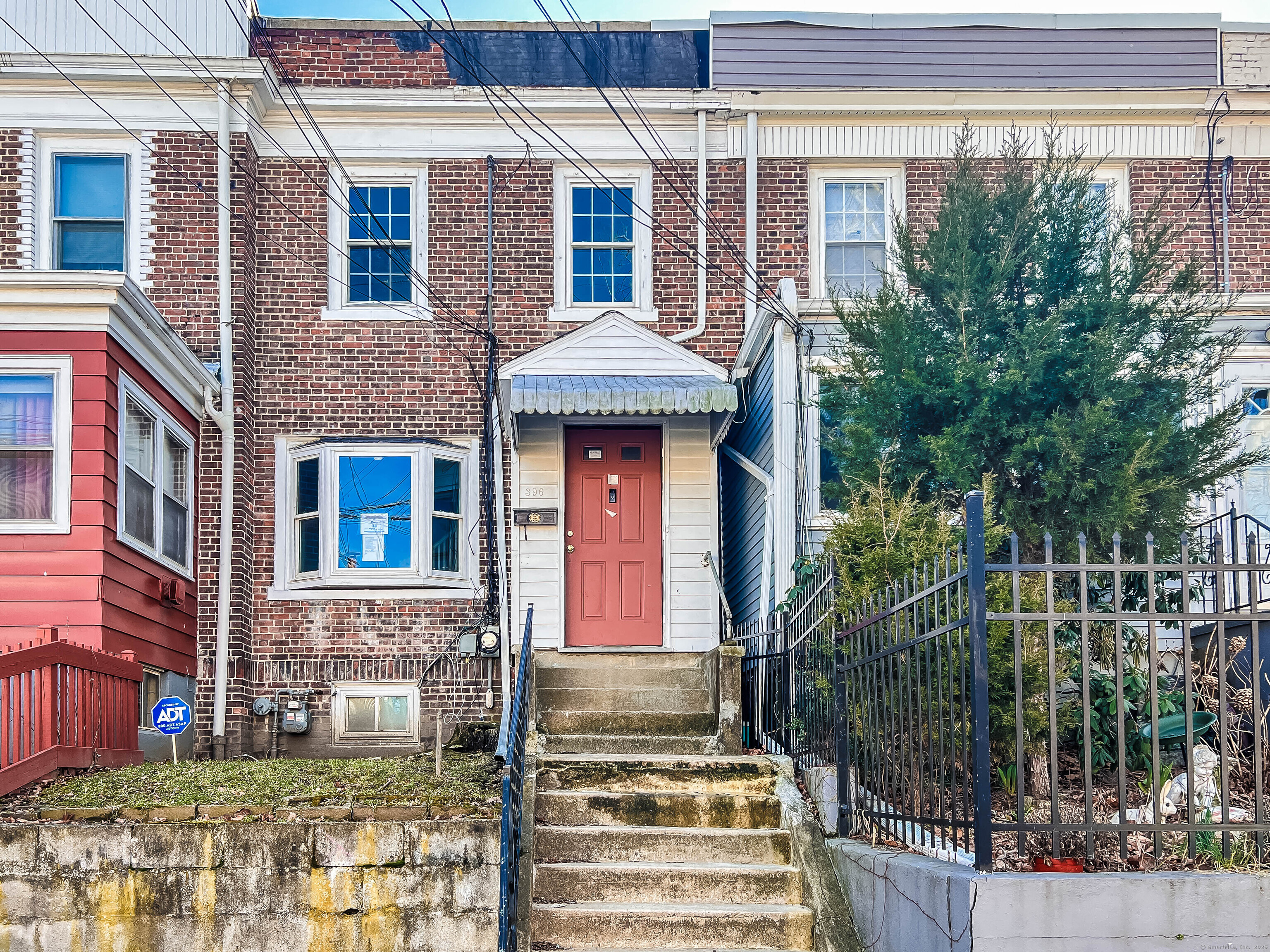 396 Dover Street Bridgeport CT 06610