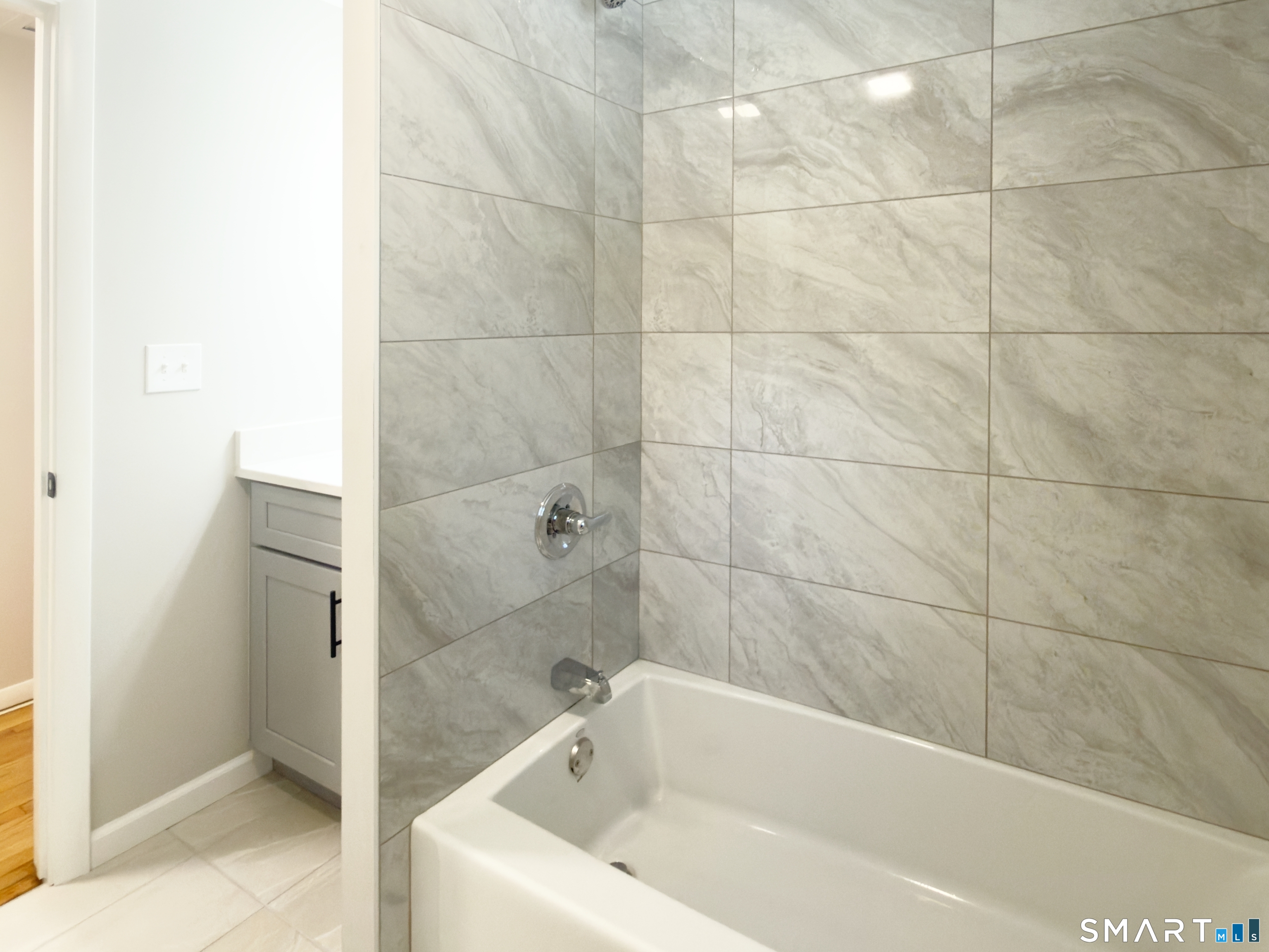 84 Willie Circle Tolland CT 06084
