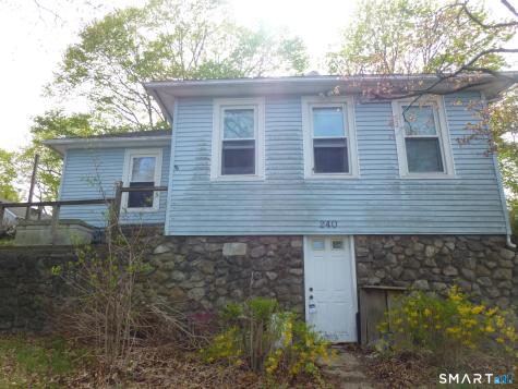 240 Vauxhall Street New London CT 06320