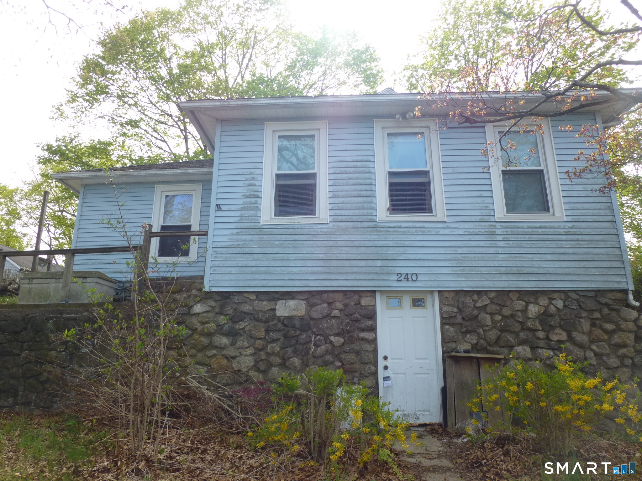 240 Vauxhall Street New London CT 06320