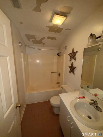 34 Bridle Circle Torrington CT 06790