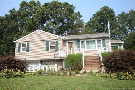 26 Colonial Drive Prospect CT 06712
