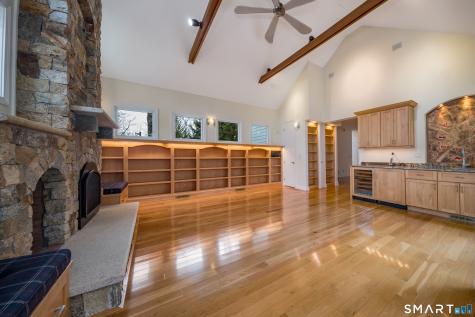 1800 Moose Hill Road Guilford CT 06437