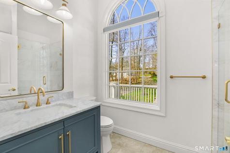 323 Smith Ridge Road New Canaan CT 06840