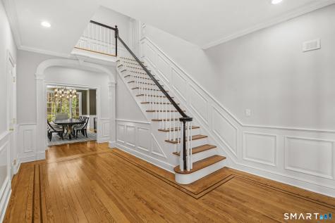 323 Smith Ridge Road New Canaan CT 06840
