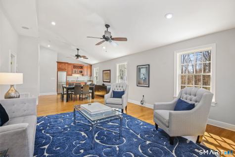 323 Smith Ridge Road New Canaan CT 06840