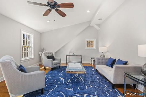 323 Smith Ridge Road New Canaan CT 06840
