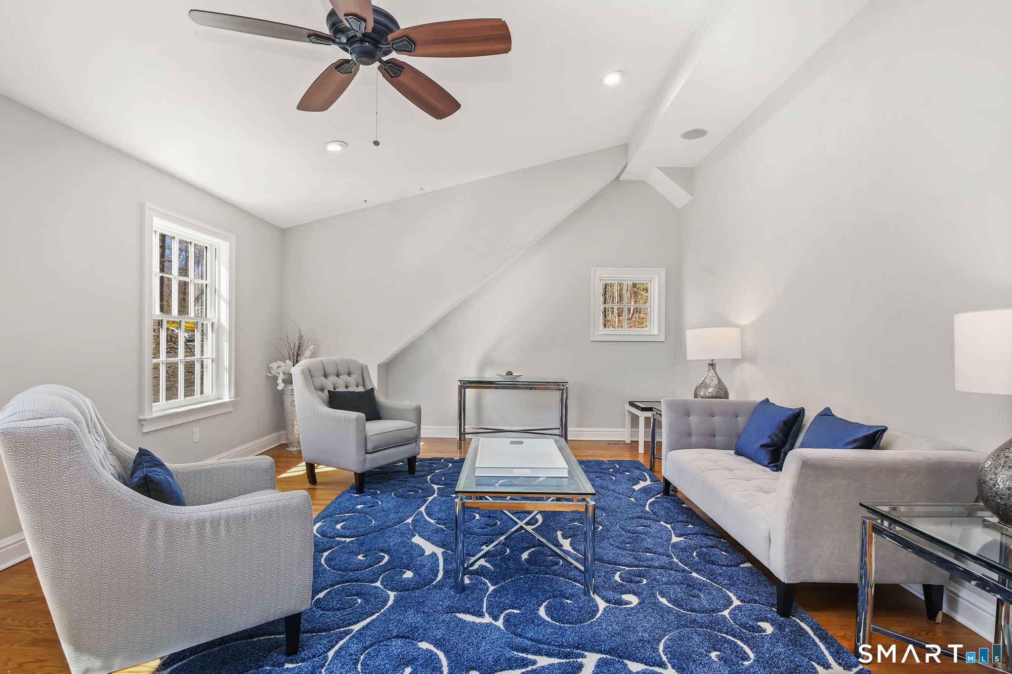 323 Smith Ridge Road New Canaan CT 06840