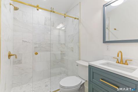 323 Smith Ridge Road New Canaan CT 06840