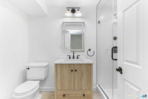 323 Smith Ridge Road New Canaan CT 06840