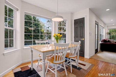 53 Oakland Drive Trumbull CT 06611
