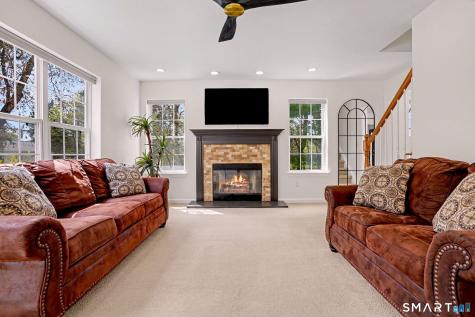 53 Oakland Drive Trumbull CT 06611