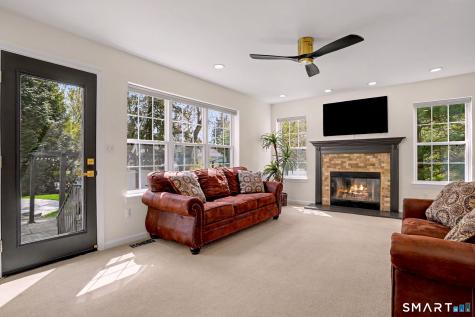 53 Oakland Drive Trumbull CT 06611