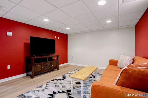 53 Oakland Drive Trumbull CT 06611