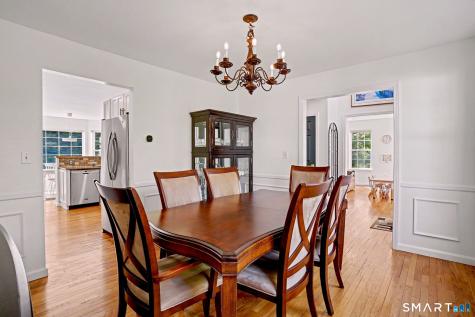 53 Oakland Drive Trumbull CT 06611