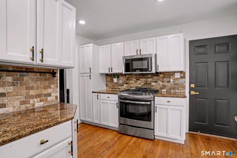 53 Oakland Drive Trumbull CT 06611