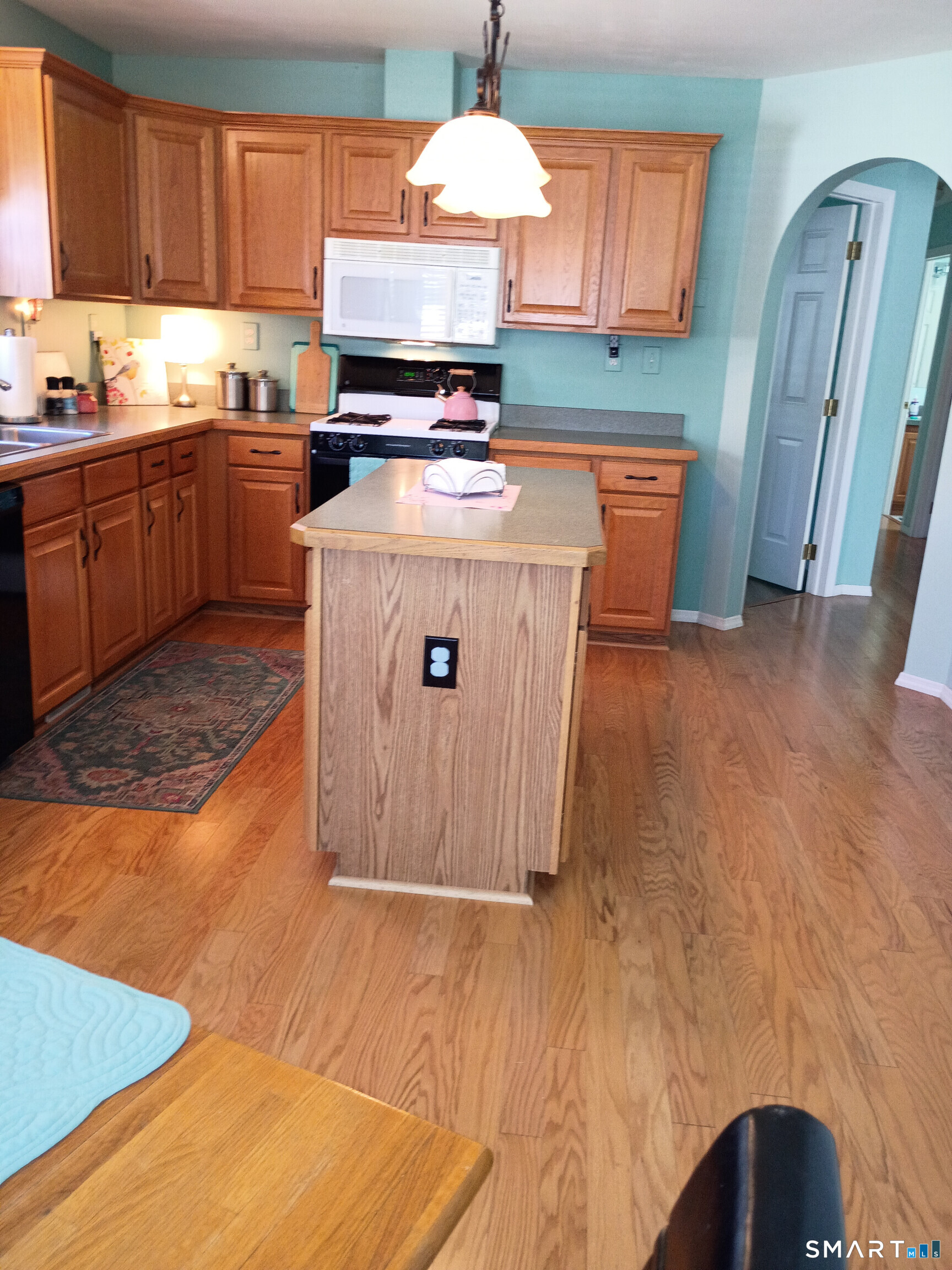 23 Laurel Circle East Windsor CT 06088
