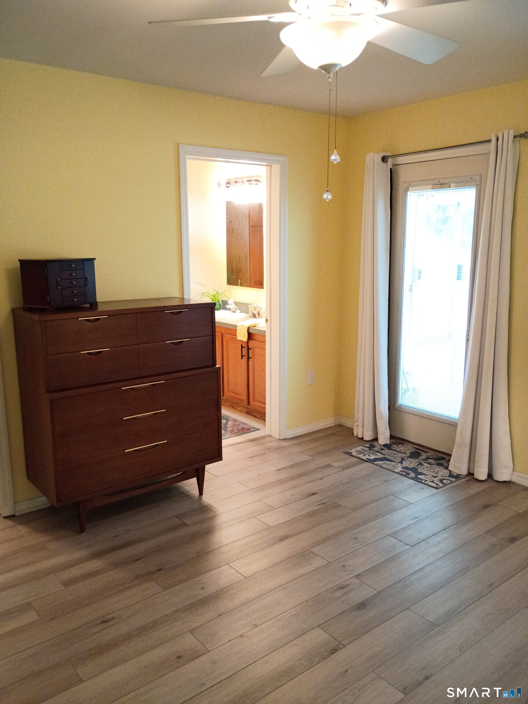23 Laurel Circle East Windsor CT 06088