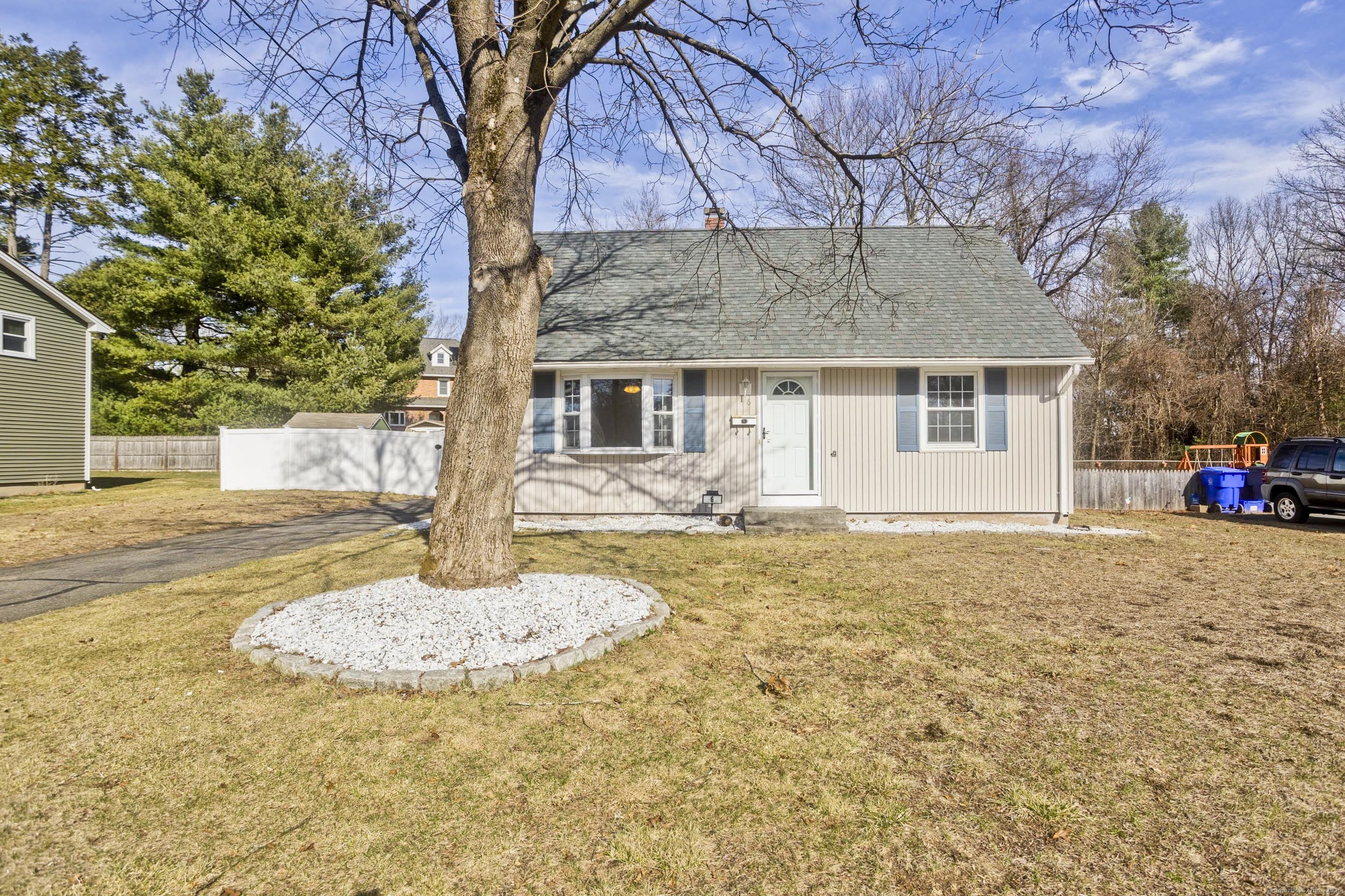 6 Martin Terrace Enfield CT 06082