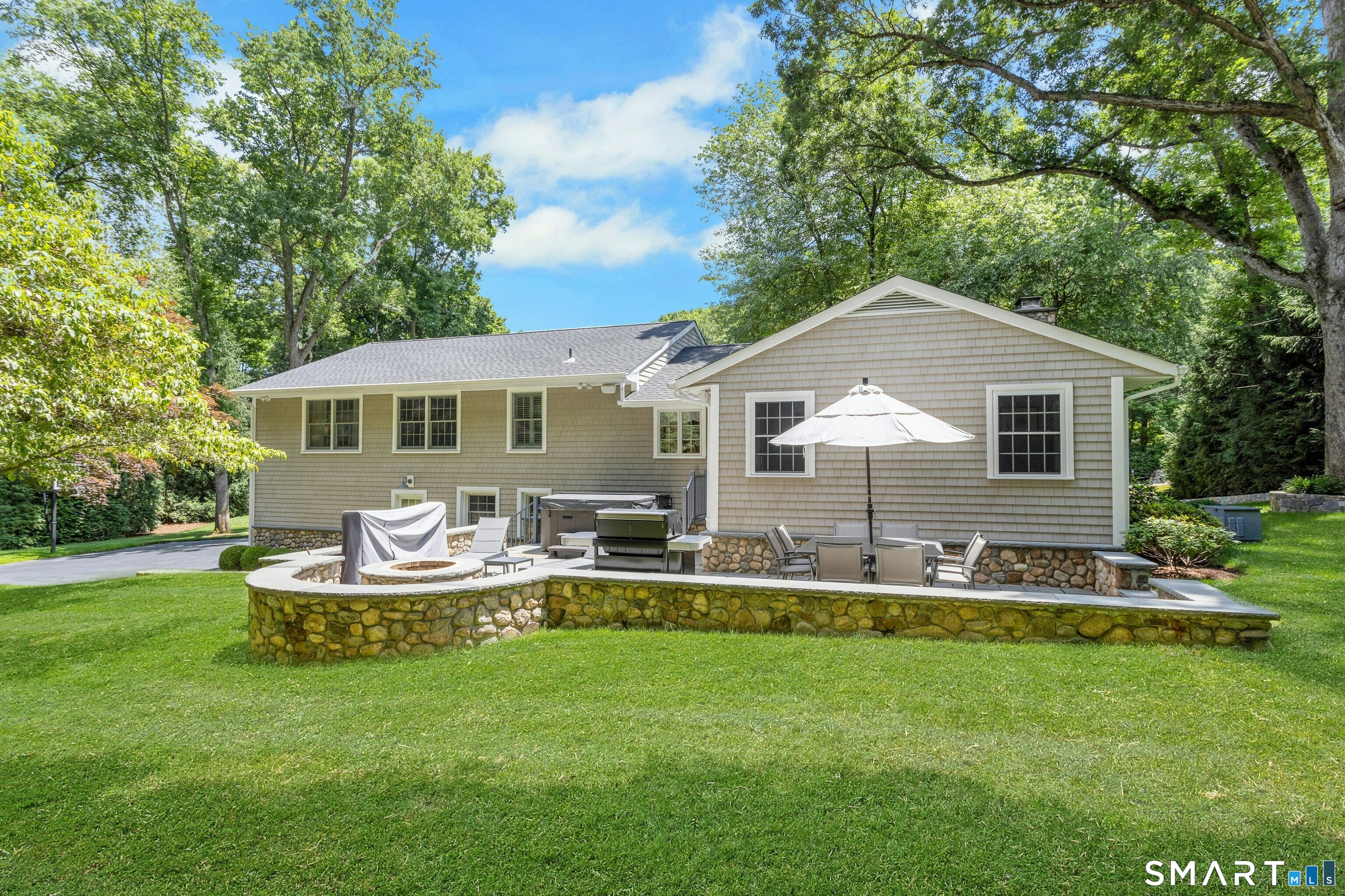 51 Horton Lane New Canaan CT 06840
