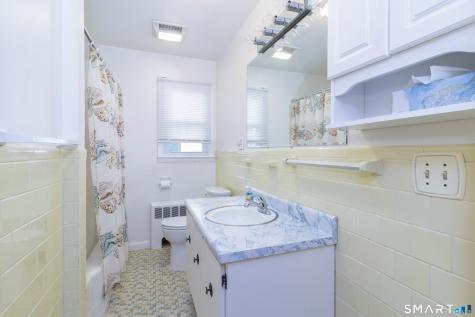 17 Honor Road West Haven CT 06516