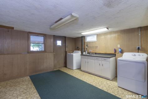 17 Honor Road West Haven CT 06516