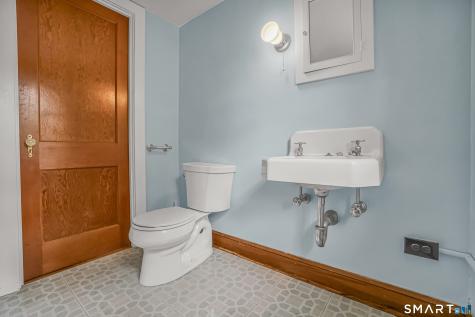 101 Ridgewood Road West Hartford CT 06107