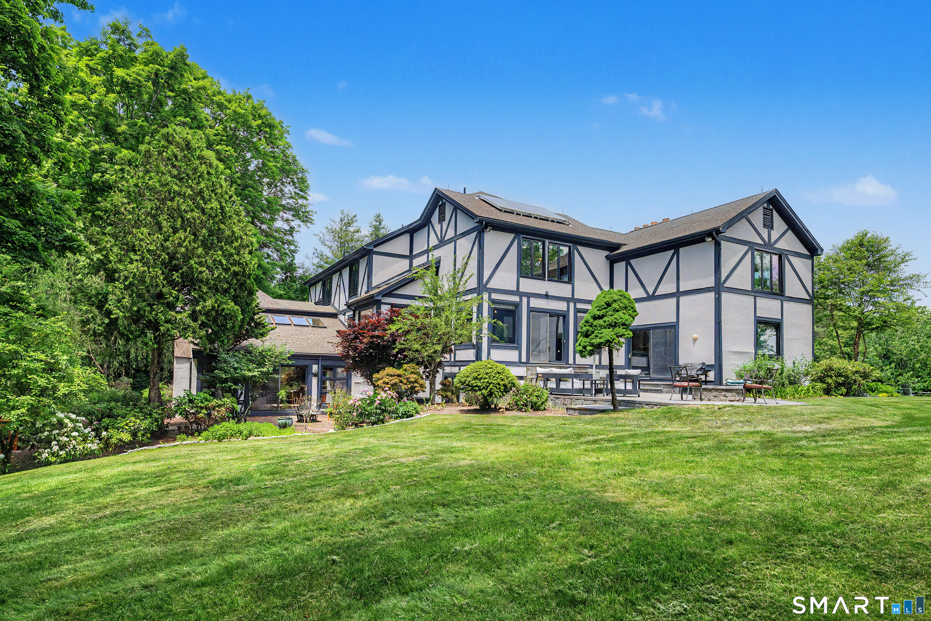 9 Brian Lane Avon CT 06001