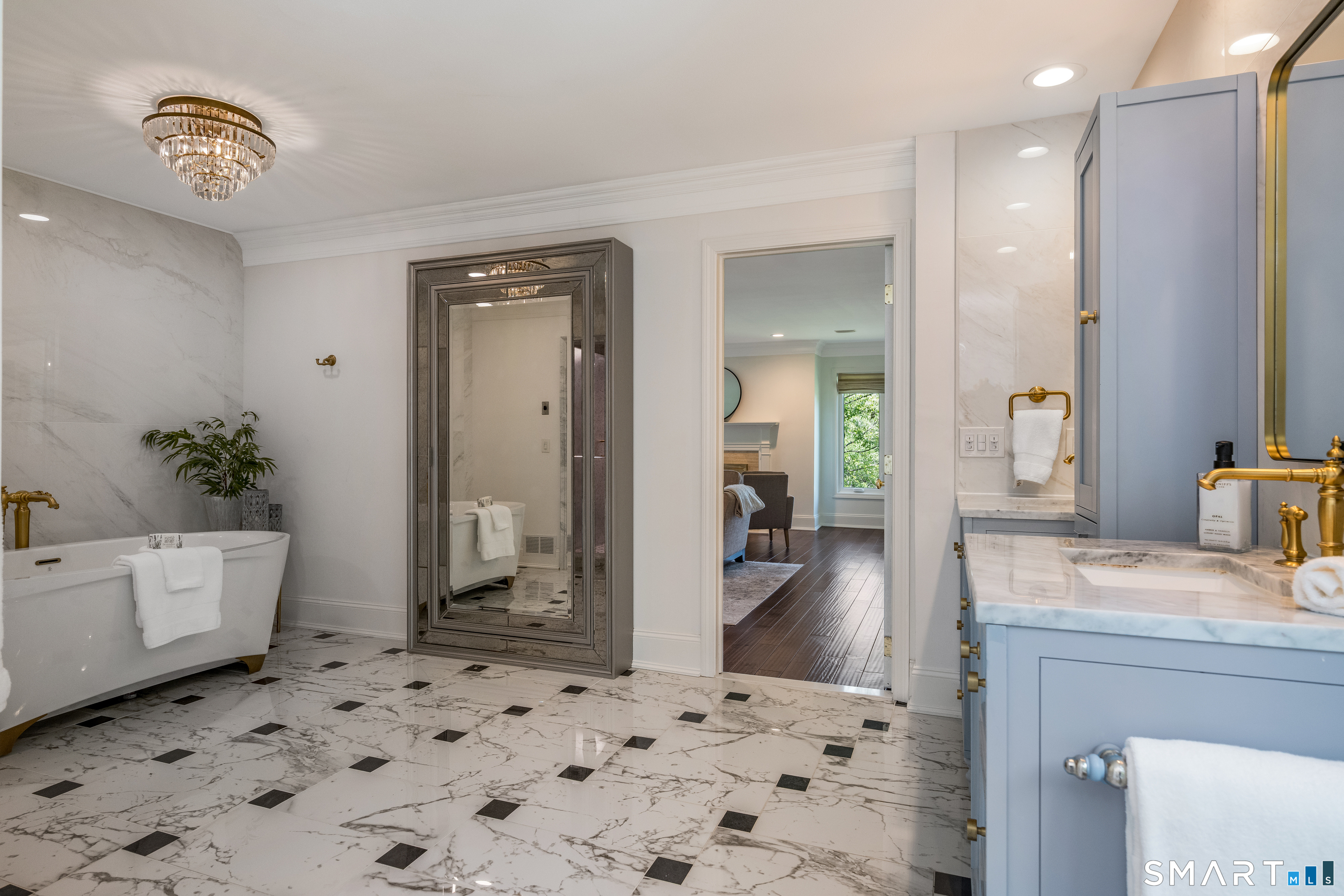 9 Brian Lane Avon CT 06001
