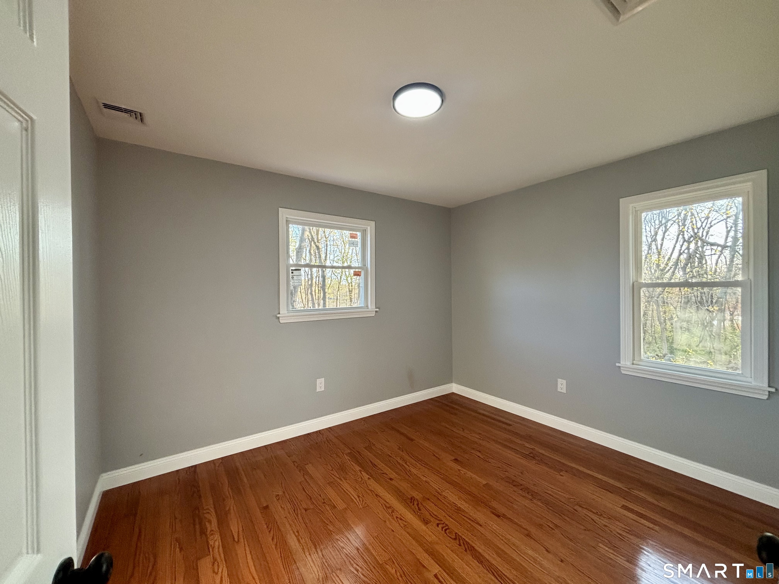 22 Pine Street Waterford CT 06385