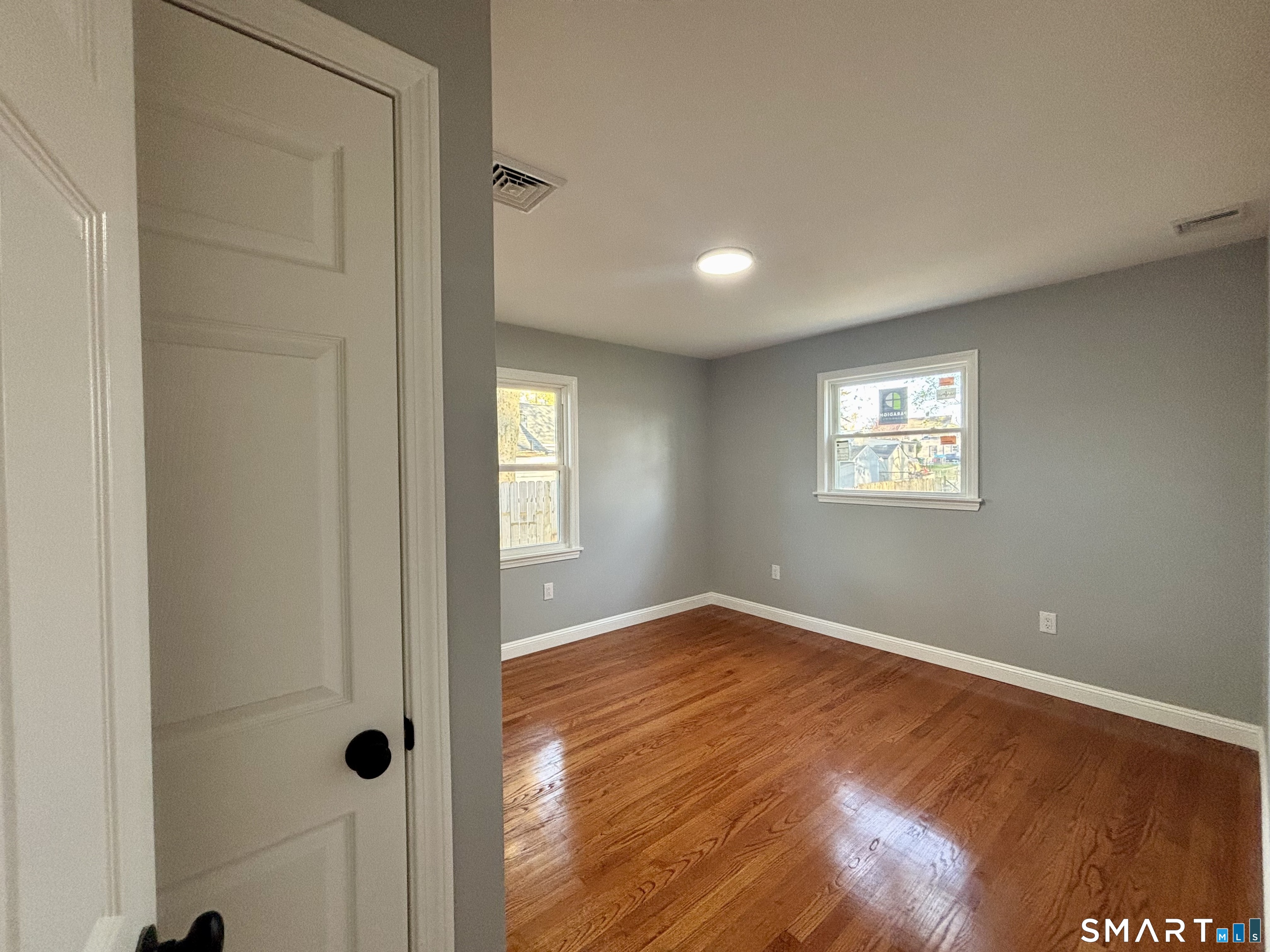 22 Pine Street Waterford CT 06385