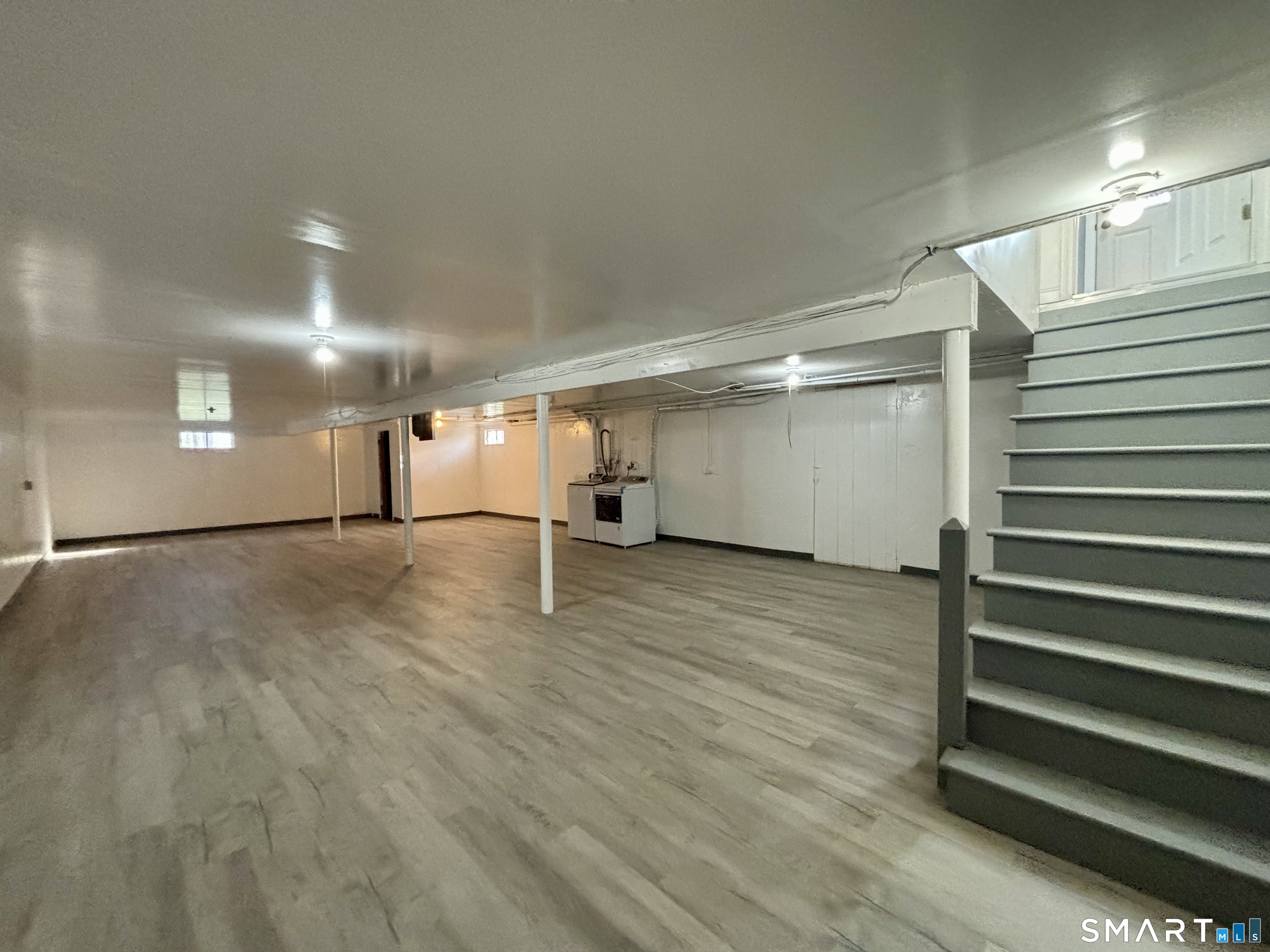 22 Pine Street Waterford CT 06385