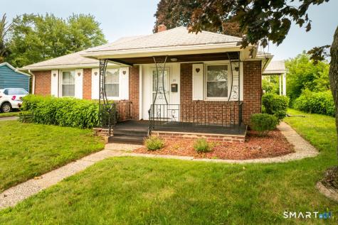 21 Stillwell Drive Plainville CT 06062